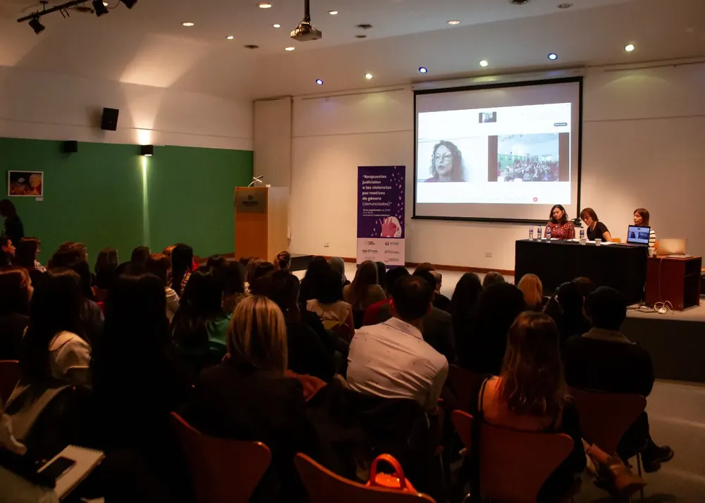 f623c777-2685-47a2-aaa3-0789976440a6