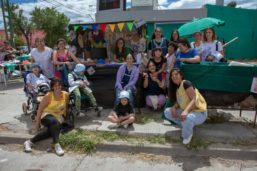 Mural en alfabeto Braille en Rawson