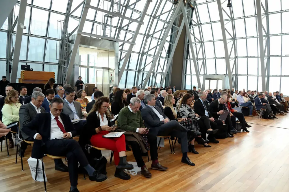 ab486e76-f41d-4e19-84d1-074fd87dc40b