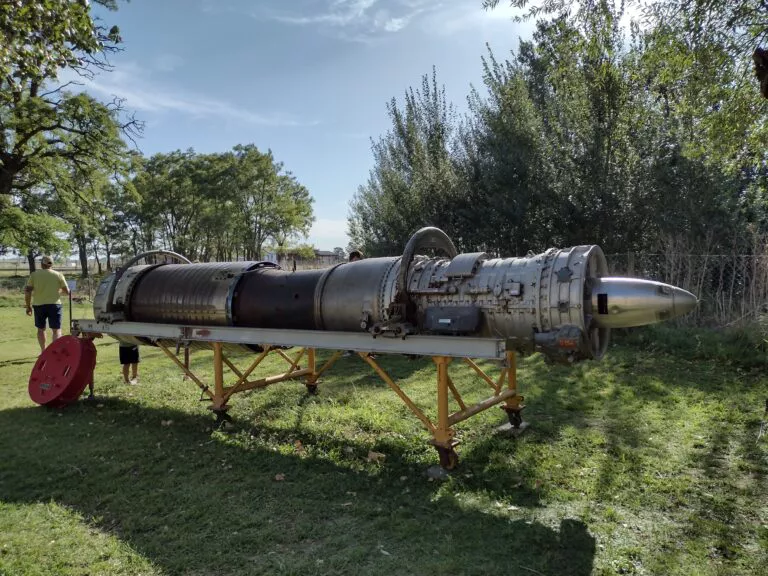 Motor del avión Mirage