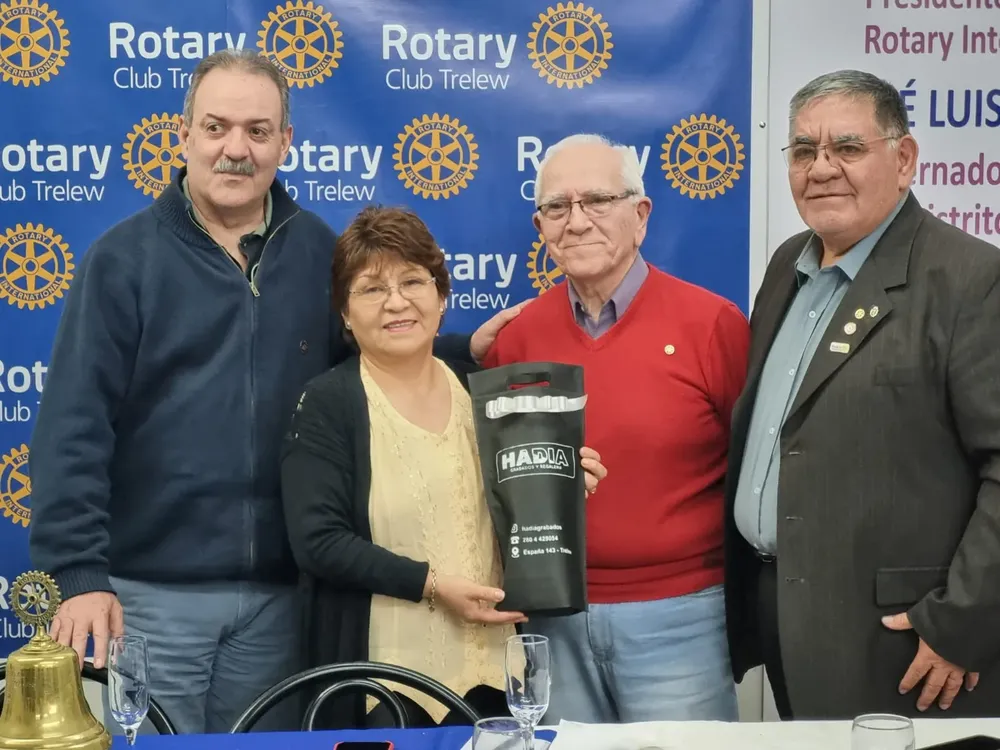 Reconocimiento a Carlos Espinosa