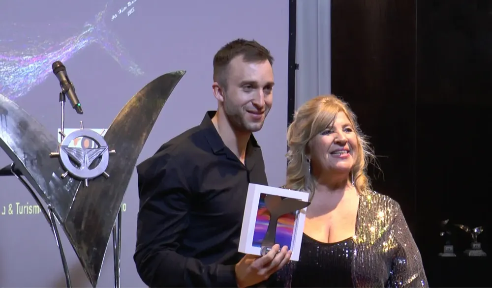 5744824a-d6e6-40b0-8b31-5536b16e1782