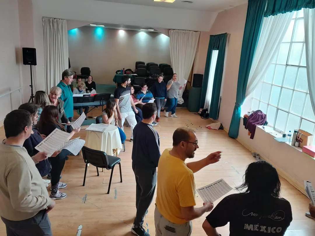 37e30174-44c6-4121-890b-d26e4b87f83b