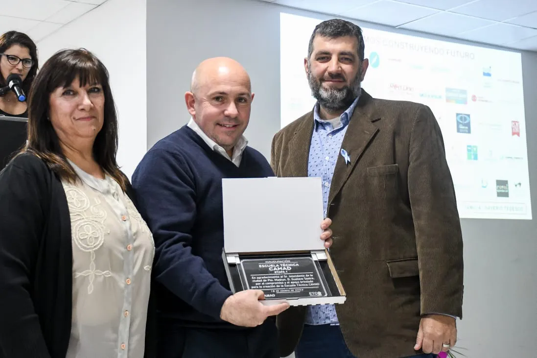 Escuela CAMAD Escuela CAMAD