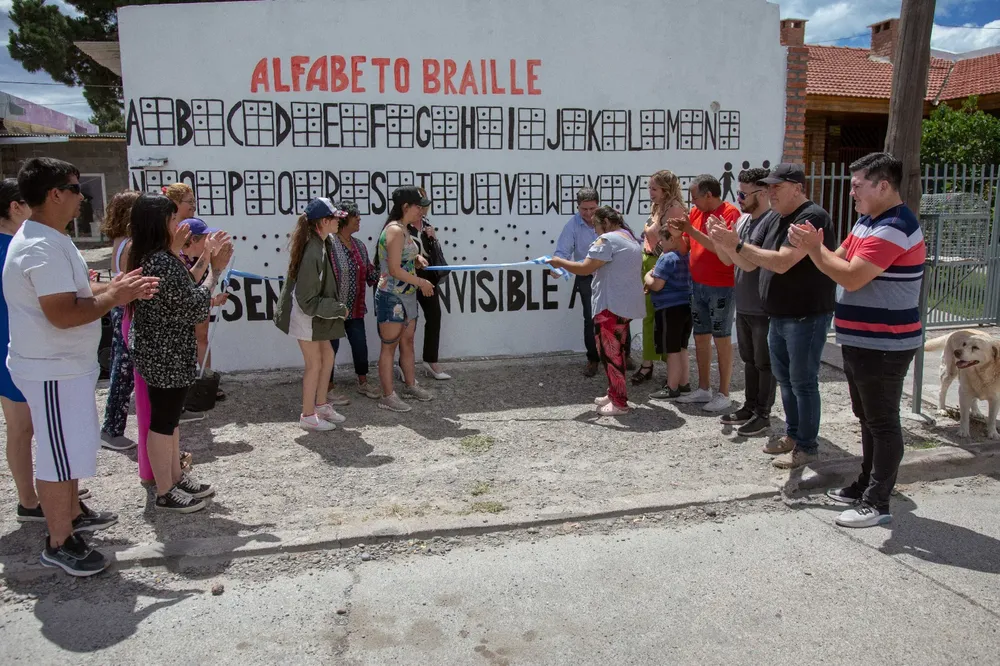 Mural en alfabeto Braille