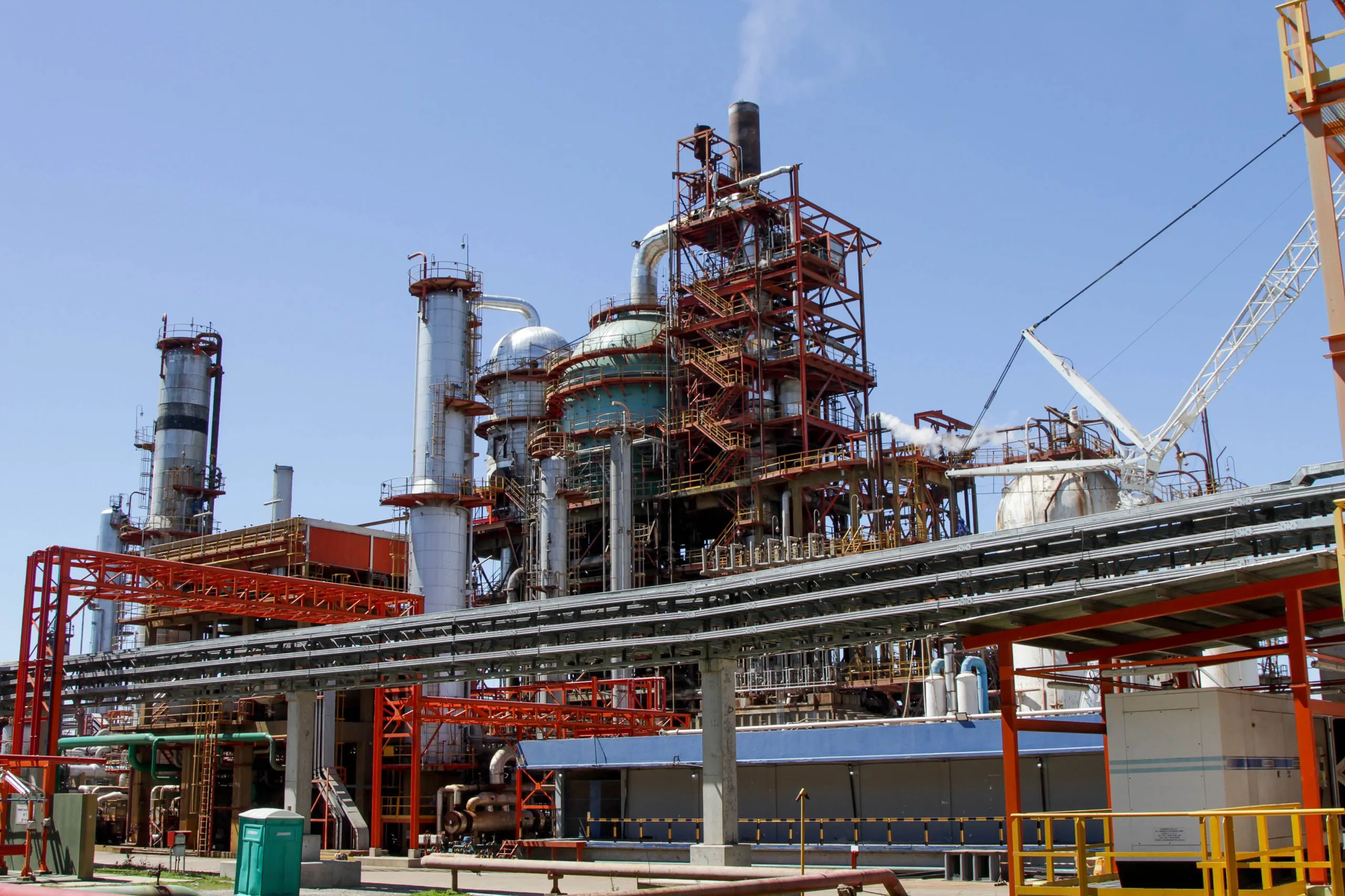 Las refinerías de Argentina aclaran sobre desabastecimiento
