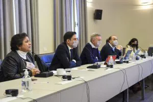TROTTA Y MINISTRO DE EDUCACION