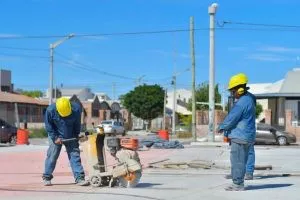 OBRA EN PLAZA DE LA MUJER