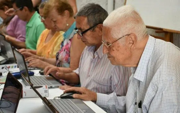 Alfabetización digital adultos mayores Trelew