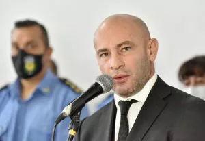 RECONOCIMIENTO A POLICÍAS