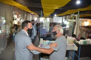 MADERNA VISITÓ LA FERIA DE FIN DE AÑO EN LA RURAL