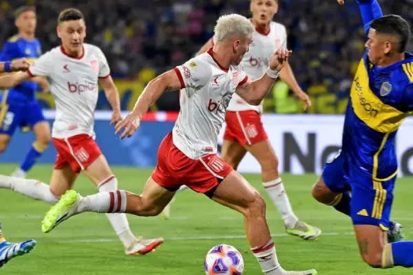 EL PINCHA VENCIÓ A BOCA Y JUGARÁ LA GRAN FINAL