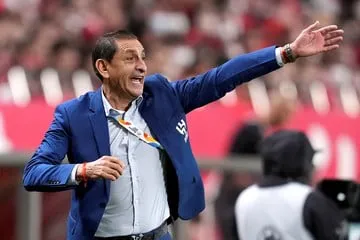 RAMÓN DIAZ ES NUEVO ENTRENADOR DE UN EQUIPO DE BRASIL