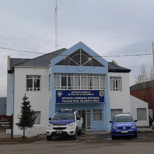 En un allanamiento en El Calafate, la Policía secuestró una gran suma de dinero en efectivo y cocaína