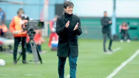 ARSENAL SE QUEDÓ SIN ENTRENADOR