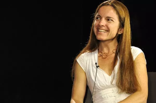 Dolores Avendaño visitará Puerto Madryn