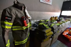BOMBEROS VOLUNTARIOS PRESENTARON EQUIPAMIENTO