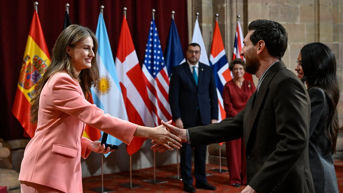 Lionel Messi recibió el Premio Princesa de Asturias. Foto X @fpa
