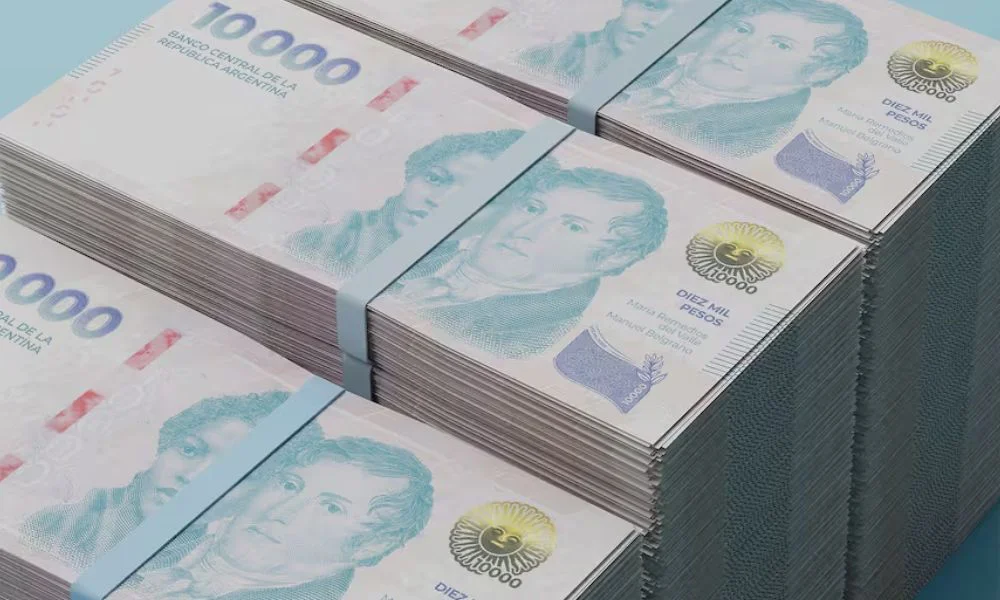 Billetes de 10.000. Richard Awana - Representación 3D / Shutterstock / LA NACION