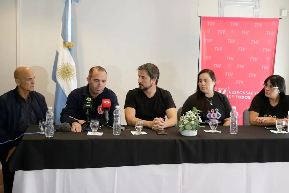 Expo solidaria Homenaje a Evaristo Melo