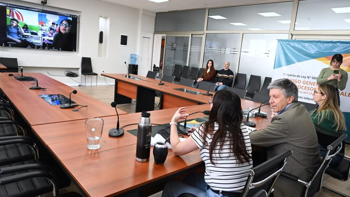 Estudiantes en La voz joven de la Legislatura