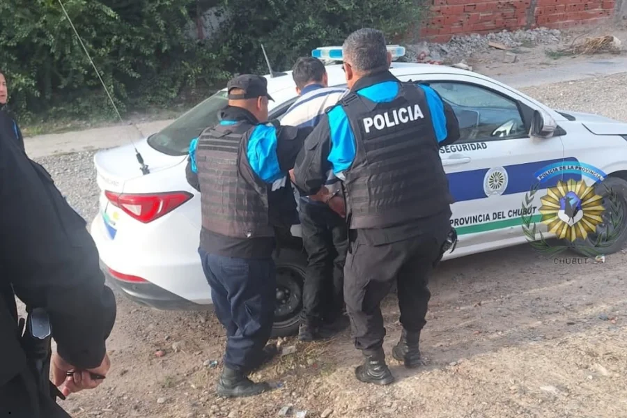 Detenido por atentado y resistencia