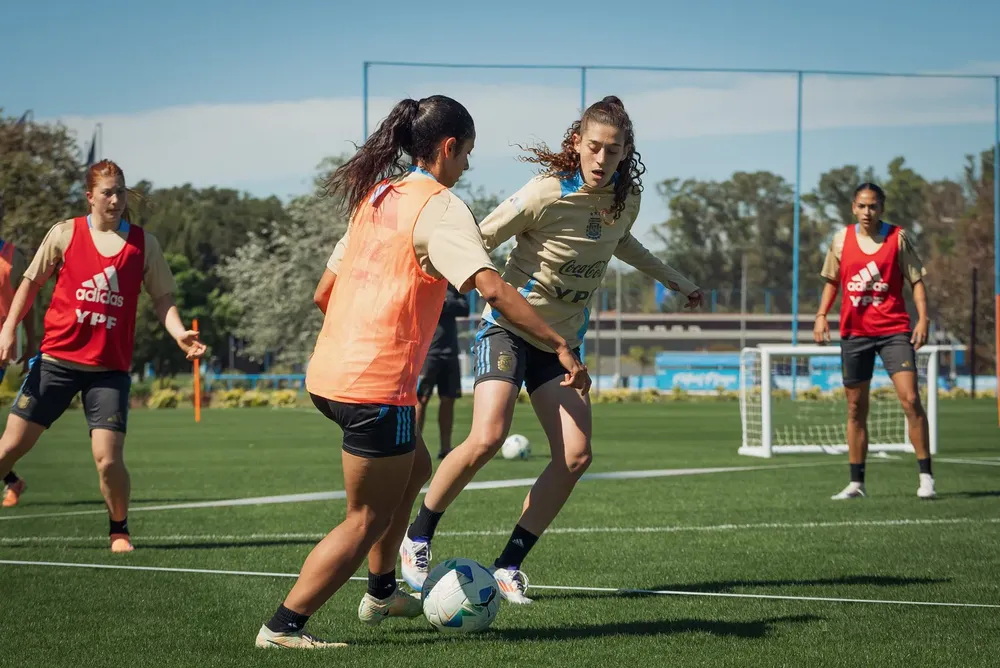 El próximo martes 2 de diciembre, Puerto Madryn vivirá un hecho sin precedentes. 3