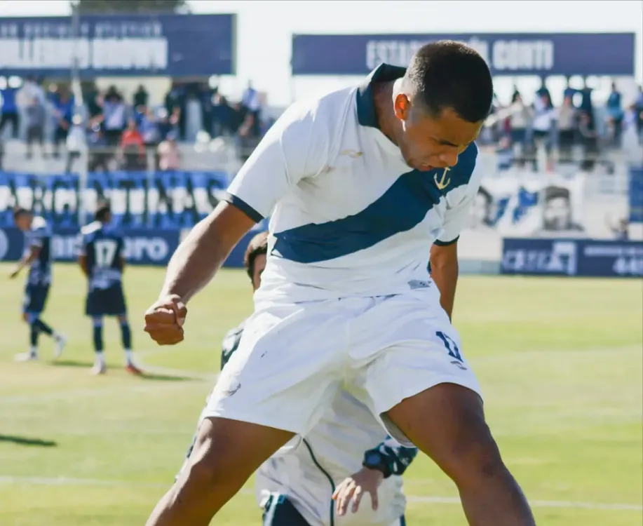Guillermo Brown se impuso 3-1 ante Sol de Mayo con doblete de Ramiro Paileman