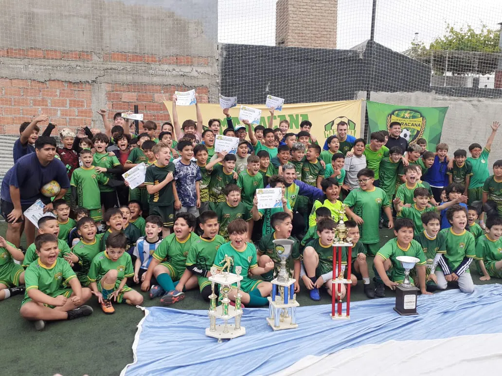 LA ESCUELITA MARACANA CERRÓ EL AÑO A LO GRANDE