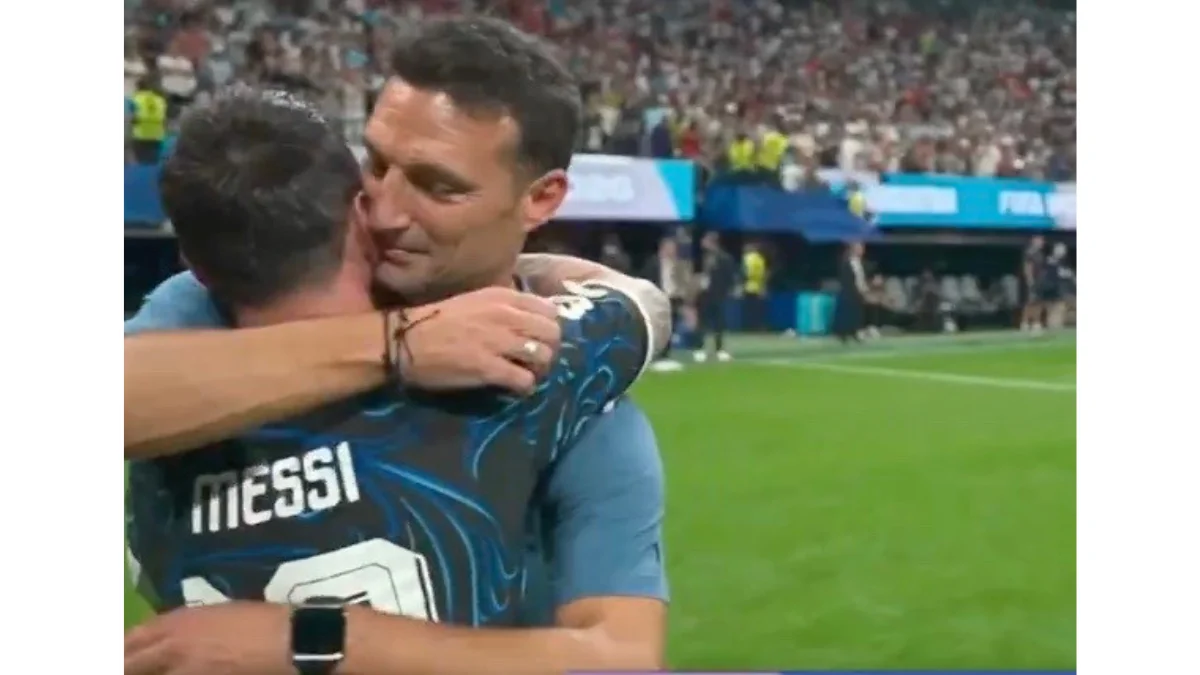Abrazo con Scaloni