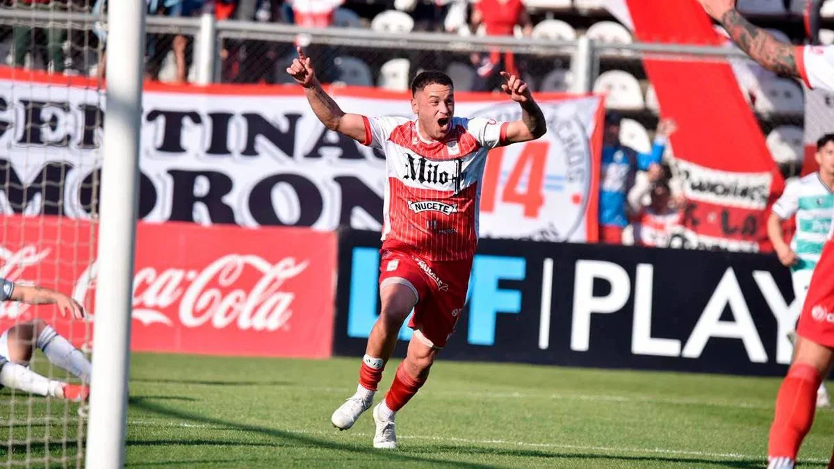 Morón goleó a Ferro. Foto Primer Plano On Line