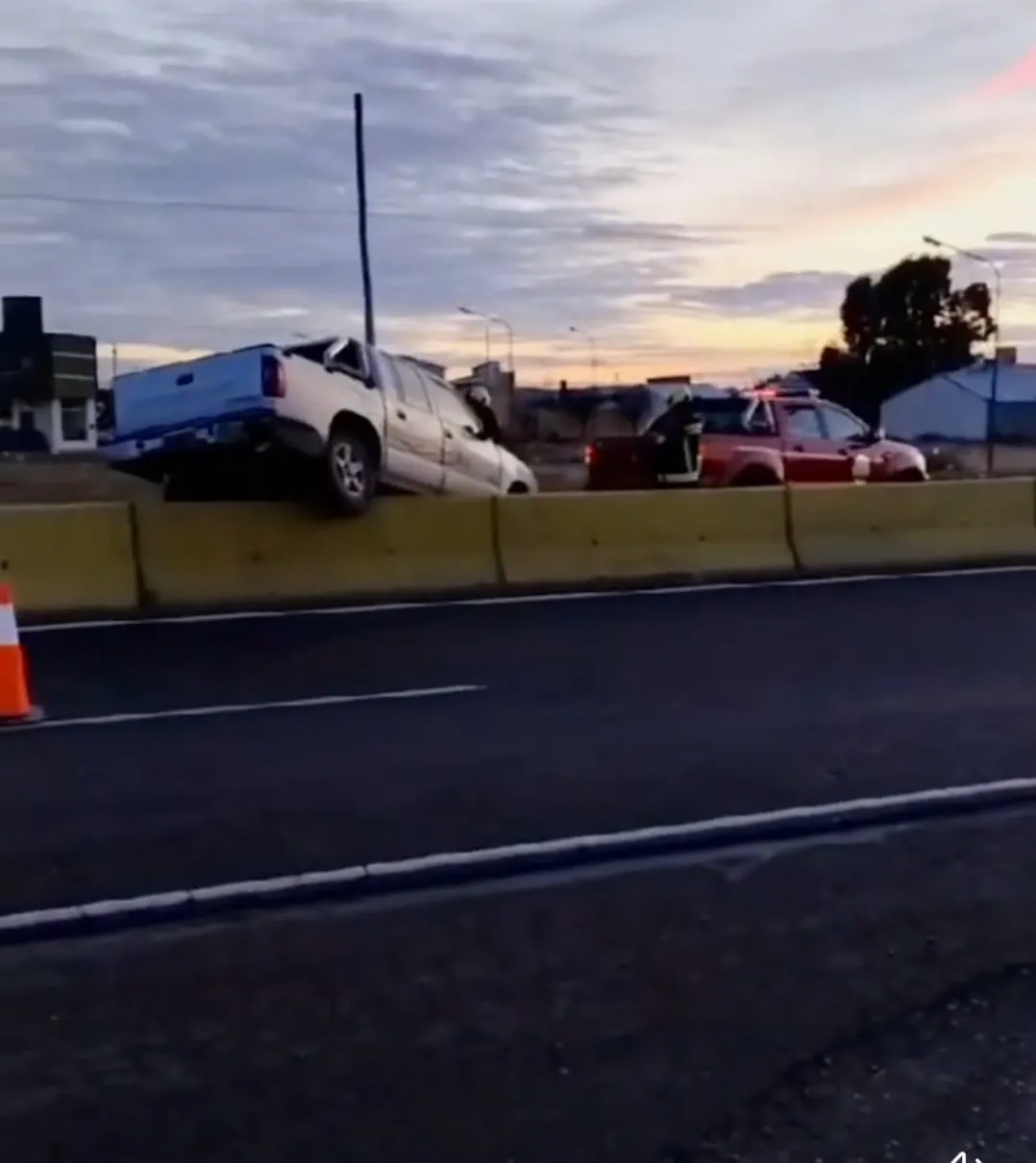 Accidente doble trocha Rawson 1