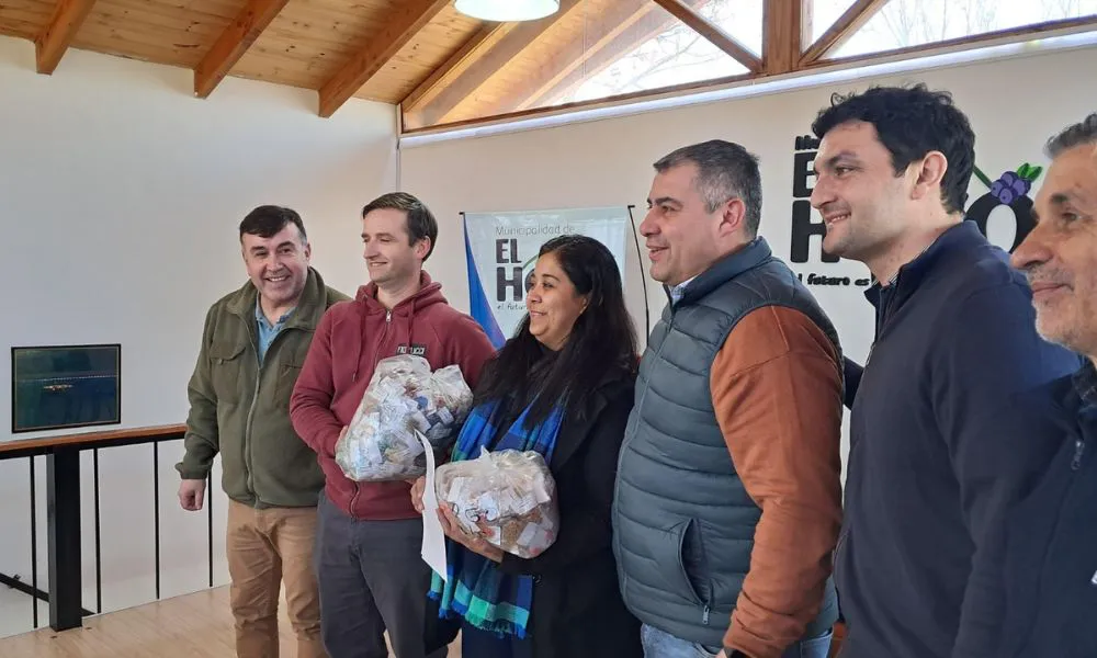 Entregaron kits de semillas para impulsar la producción en la Comarca Andina