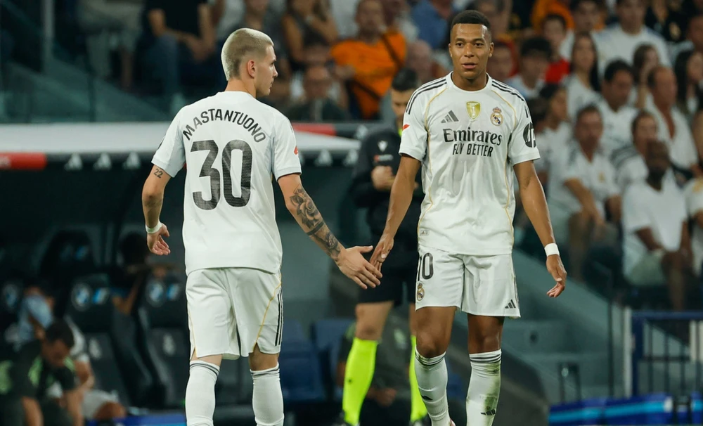 Franco Mastantuono volvió a ser titular en el Real Madrid.