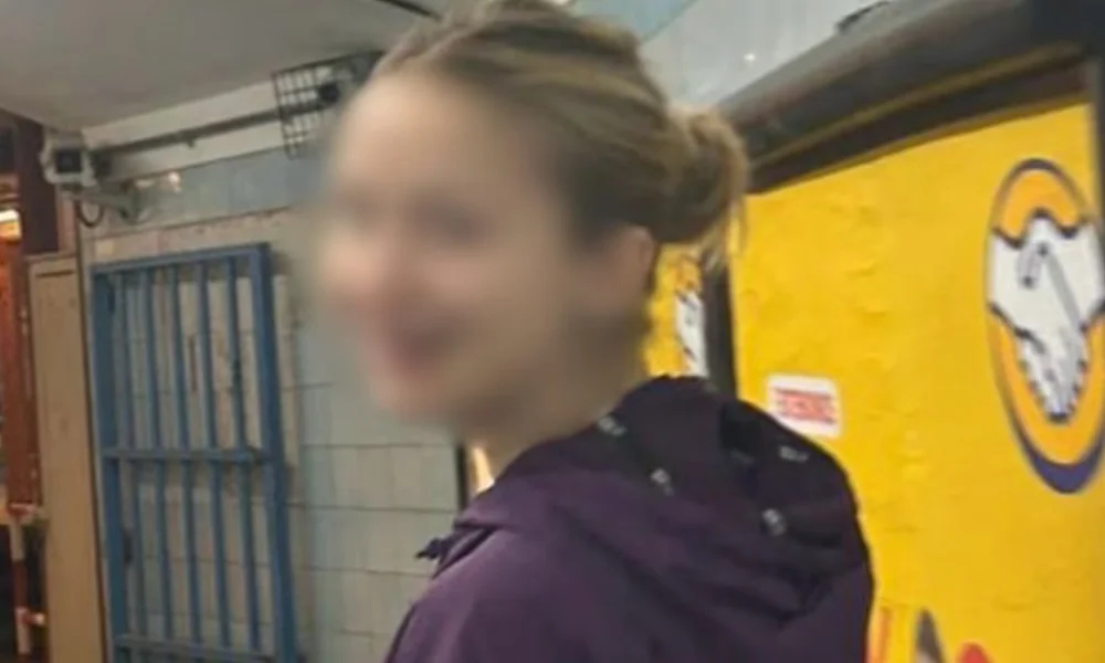 Adolescente Buscada (Infobae)