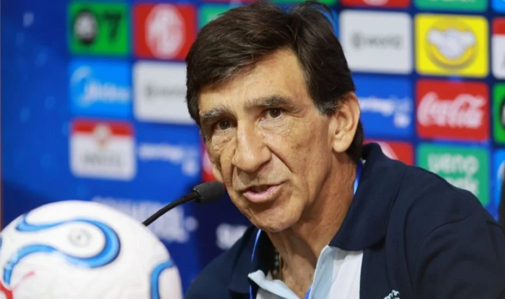 El entrenador quedó golpeado tras la derrota con Botafogo.