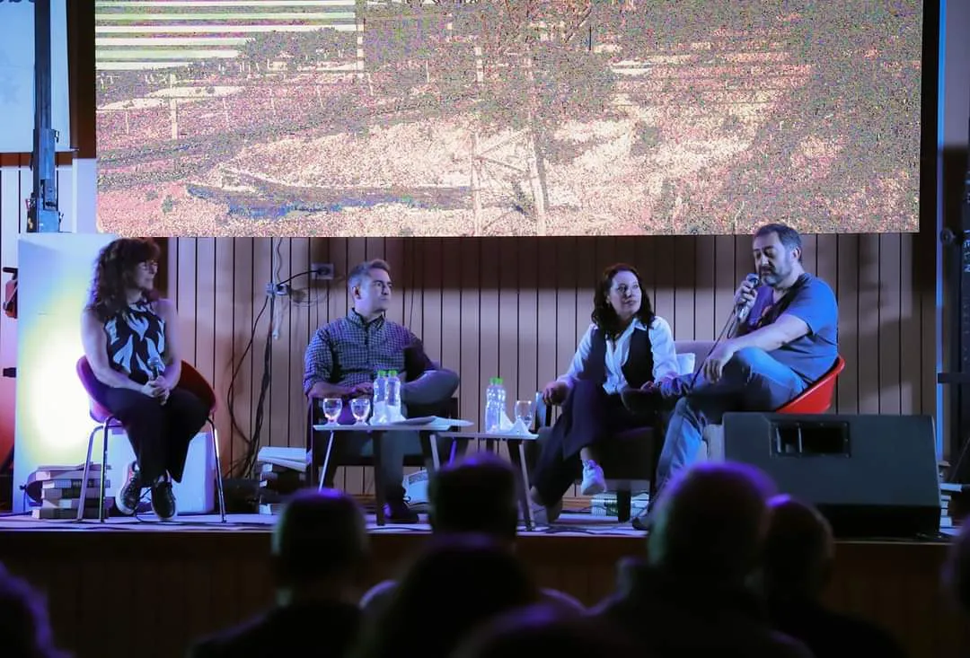 Presentación de Lucía Salinas en la Feria del Libro
