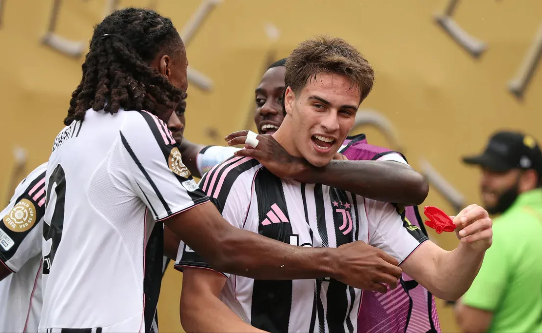 Tres goles en una hora, Kenan Yildiz fue figura en la goleada de Juventus