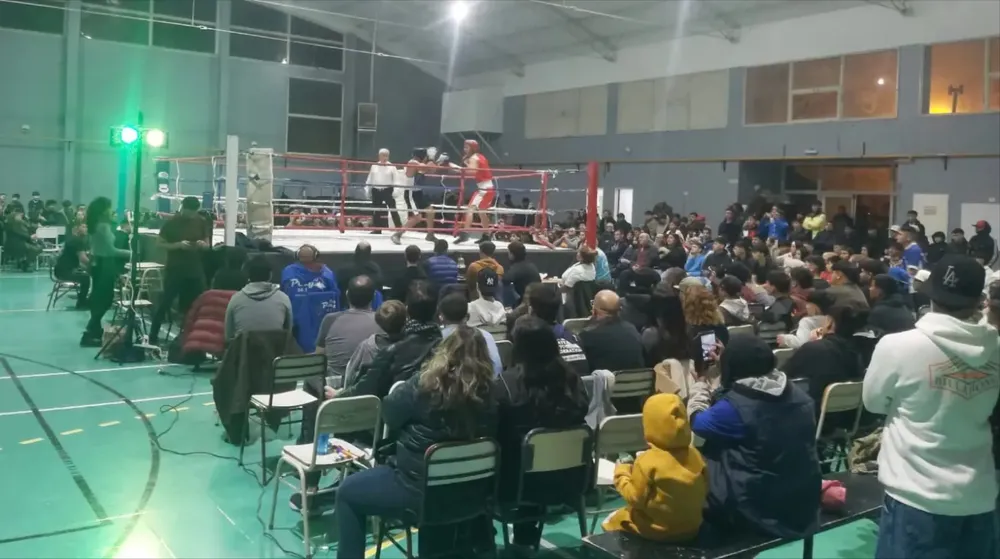 La segunda edición del Arena de Gladiadores sacudió Puerto Madryn Boxeo 3