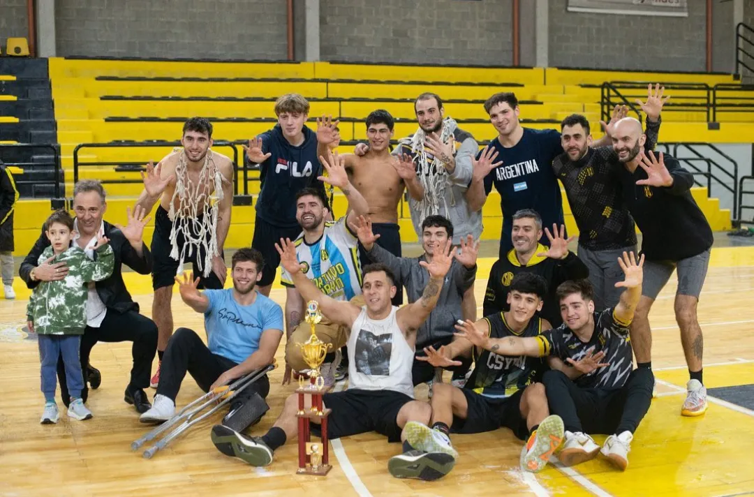 EL AURINEGRO SE BAJÓ DEL FEDERAL