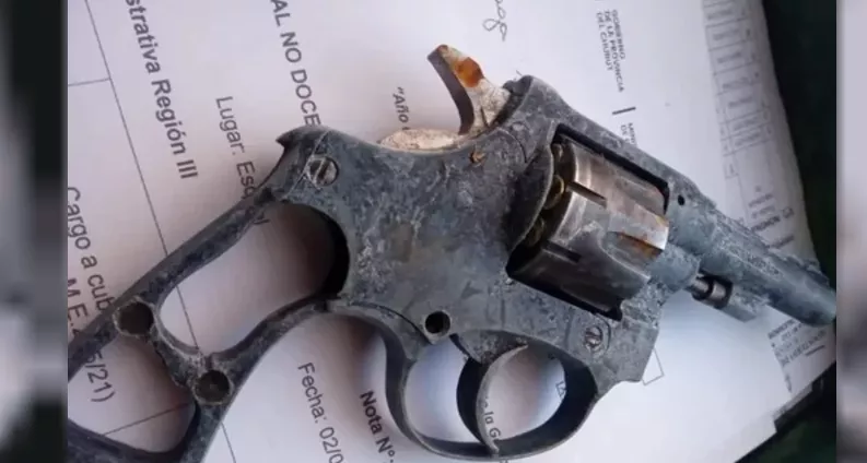 arma de fuego, en escuela de chubut