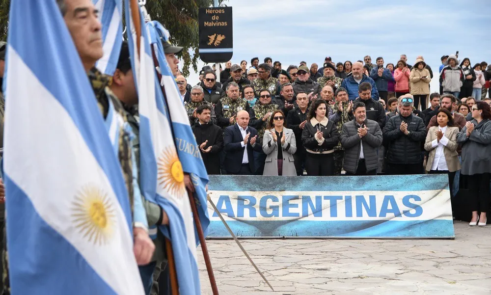 Acto por Malvinas en Puerto Madryn