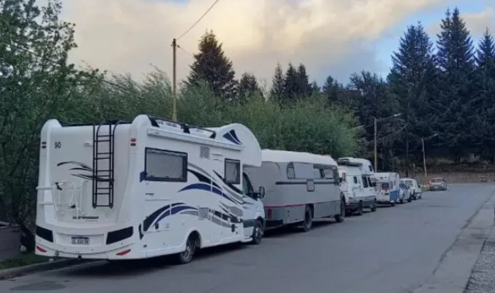 Motorhomes instalados en Villa La Angostura