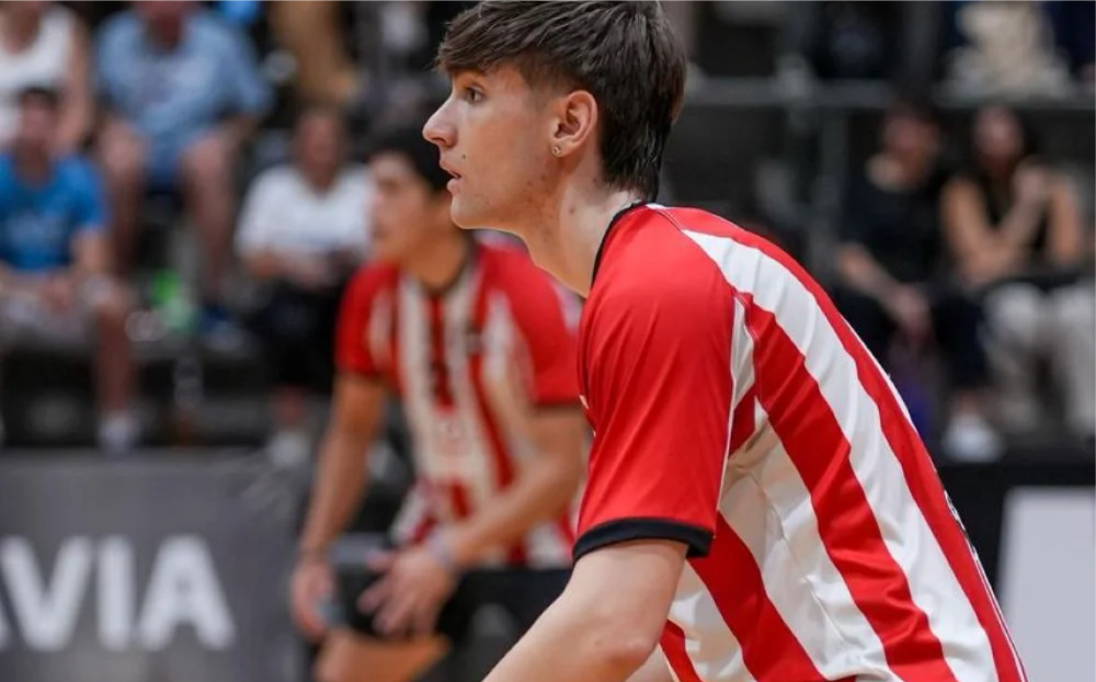 El jugador surgido en una escuela de Puerto Madryn se destacó en la Liga Nacional A2.