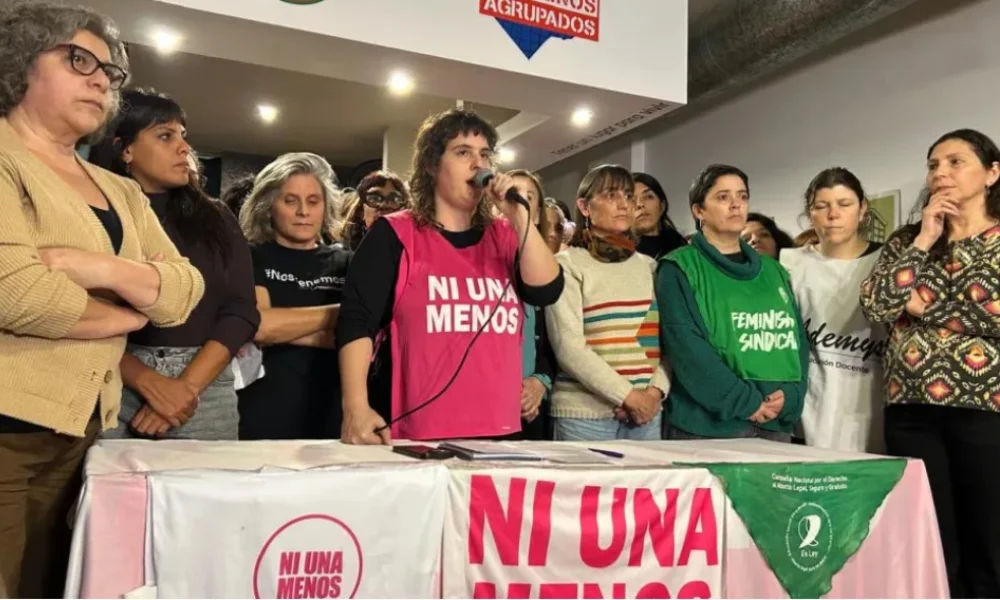 La organización eligió presentar su posicionamiento en un contexto marcado por la discusión sobre el rol del Estado.