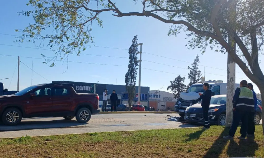 Choque en el ingreso a Madryn