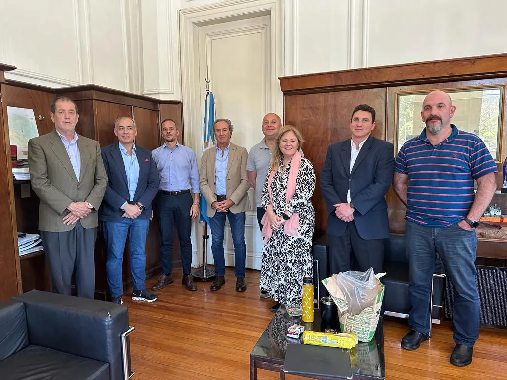 Intercamaras pesqueras con Liberman