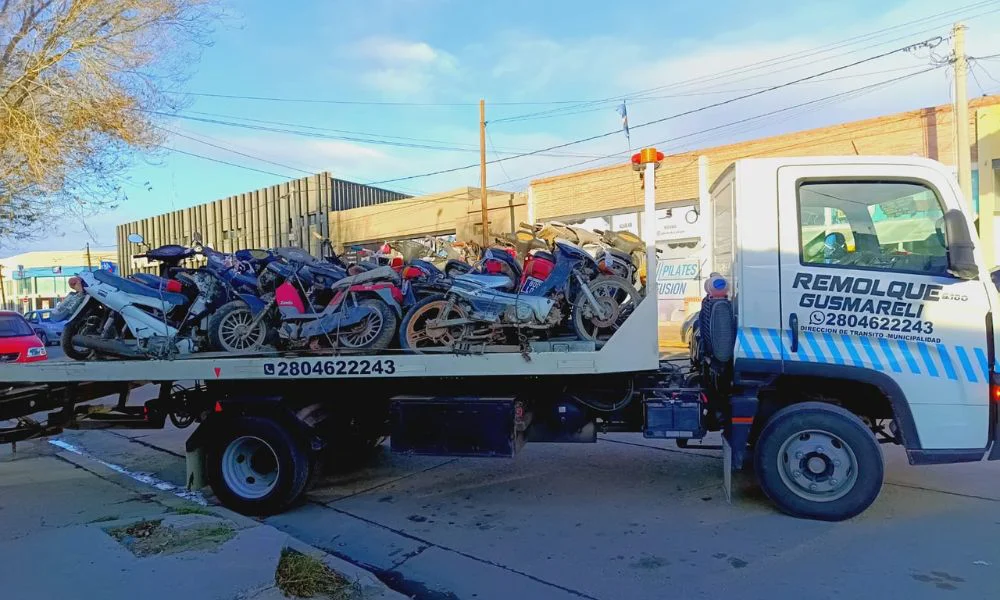 Trasladan motos retenidas a un nuevo puesto en Madryn