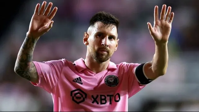 SE VIENE "LA NOCHE DE ORO" PARA FESTEJAR EL BALÓN