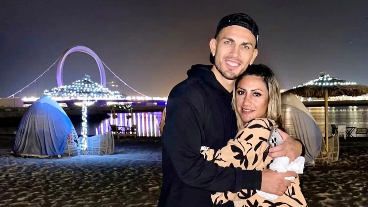 Leandro Paredes junto a su hermana, Liliana Vanesa